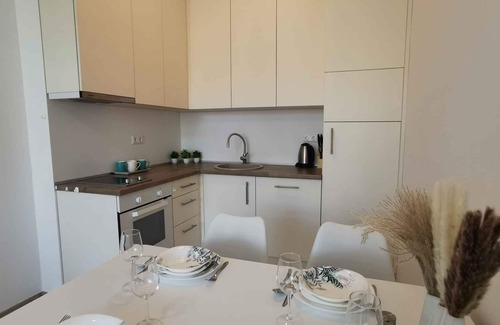 Siofok Apartamento | Holiday apartment directly on the water with free beach