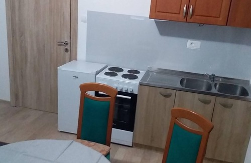Dobrota Apartamento | Apartamento de vacaciones Dobrota para 1 - 3 personas con 1 dormitorio - Casa pareada