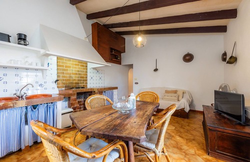Petra Apartamento | Apartamento vacacional "Es Mulí" con vistas a la montaña, piscina compartida y Wi-Fi