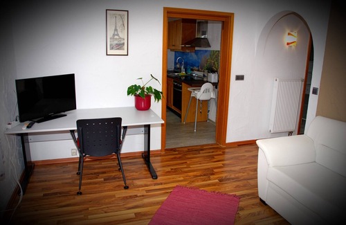 Oberasbach Apartamento | Apartamento vacacional "Familienapartment Komfort" con terraza compartida y Wi-Fi
