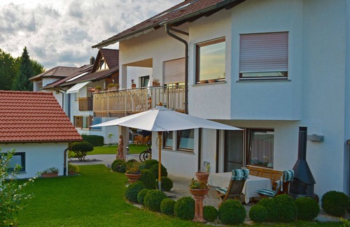 Salem Apartamento | Apartamento 'Fewo Wegen' con vistas a la montaña, terraza privada y Wi-Fi