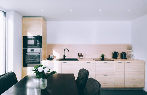 Ihringen Apartamento | Apartamento vacacional 'Haus im Weinland' con terraza privada, jardín privado y Wi-Fi