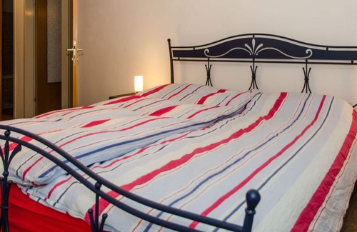 Seeham Apartamento | Apartamento vacacional "Herbert" con terraza privada y Wi-Fi
