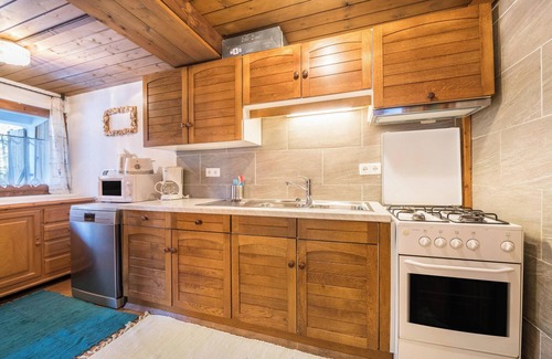 Fuegenberg Apartamento | Apartamento vacacional "Hochfügenblick" - Casita de campo para esquí y senderismo