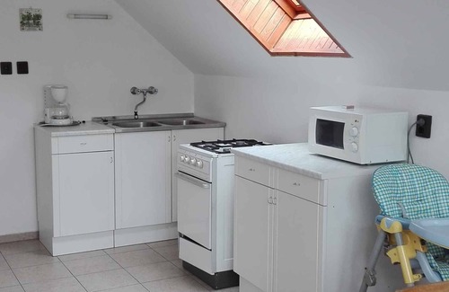 Balatonlelle Apartamento | Apartamento vacacional en una calle tranquila pero cerca del centro