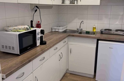 Balatonlelle Apartamento | Apartamento vacacional Apto para niños con decoraciones.