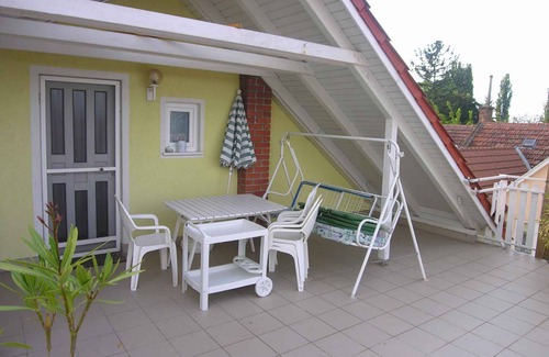 Balatonlelle Apartamento | Apartamento vacacional en una ubicación central con aire acondicionado