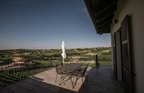 Isola d'Asti Apartamento | Apartamento de vacaciones Isola d'Asti para 1 - 6 personas con 6 dormitorios - Casa pareada