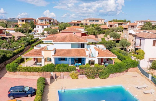 Monte Petrosu Apartamento | Apartamento vacacional Apartamento de tres habitaciones con 4 camas