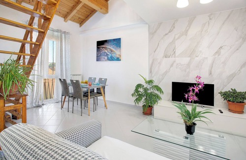 Nova Milanese Apartamento | Holiday Apartment "Casa Global Atlantica" with Balcony & Wi-Fi