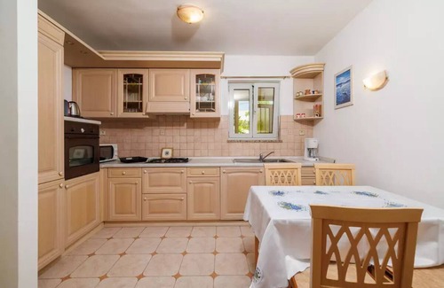 Jadranovo Apartamento | Apartamento de vacaciones Jadranovo para 2 - 4 personas con 2 dormitorios - Apartamento