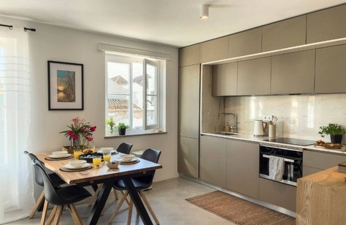 Tavira Villa | Apartamento vacacional "Jasmine House" con 2 terrazas privadas y Wi-Fi