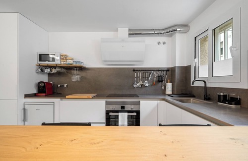Calafell Apartamento | Apartamento vacacional "Kaixo" con aire acondicionado y Wi-Fi