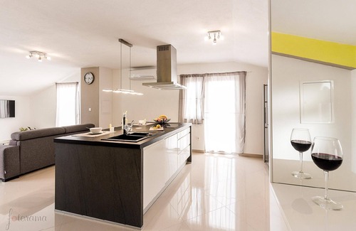 Klenovica Apartamento | Apartamento de vacaciones Klenovica para 2 - 5 personas con 2 dormitorios - Apartamento