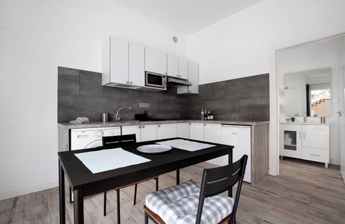 Antigua Apartamento | Apartamento vacacional "La Corte A1" con terraza privada y Wi-Fi