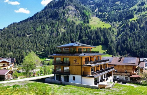 Grossarl Apartamento | Apartamento 'Mountain Suite Nr°102' con vistas a la montaña, jardín compartido y Wi-Fi