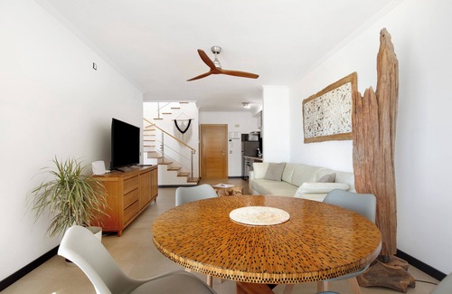 El Cotillo Apartamento | Apartamento de vacaciones "Nautilus Sea View" cerca de la playa con piscina y Wi-Fi