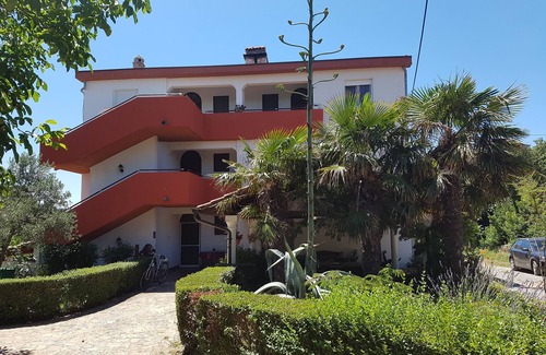 Liznjan Apartamento | Apartamento, Junto al mar, En el pueblo, Aire acondicionado,