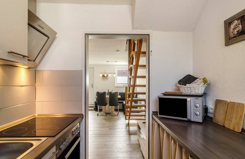Wangerland Apartamento | Apartamento vacacional 'Nordsee' con terraza compartida, jardín compartido y Wi-Fi
