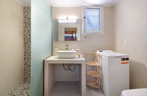 Kariotai Apartamento | Holiday Apartment 'Oceanida Aelia Room'