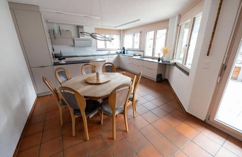Raron Apartamento | Holiday apartment Raron for 7 persons with 4 bedrooms - Multistorey holiday home/maisonette