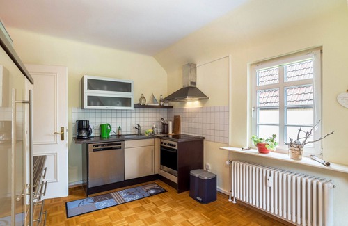 Bad Wildbad Apartamento | Apartamento vacacional '"Saline" con vistas a la montaña, balcón y Wi-Fi
