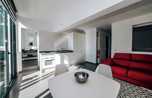 Adeje Apartamento | Apartamento vacacional San Juan con vistas al mar, vistas a la montaña, balcón