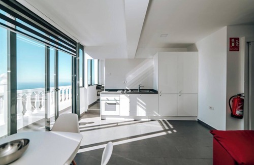 Adeje Apartamento | Apartamento vacacional San Juan con vistas al mar, vistas a la montaña, balcón