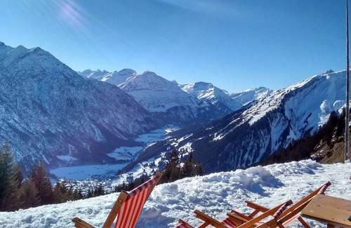Steeg Apartamento | HOLIDAY APARTMENT-SARAH Family-friendly apartment with 2 separate bedrooms