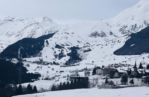 Sedrun Apartamento | Holiday apartment Sedrun for 2 - 6 persons with 3 bedrooms - Holiday apartment