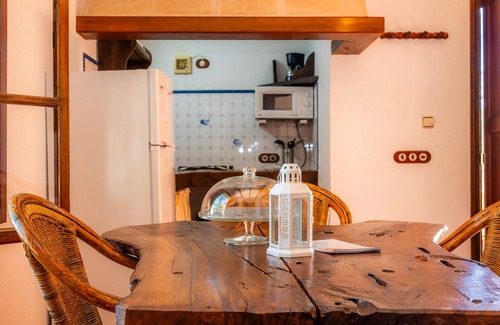Petra Apartamento | Apartamento vacacional "Ses Solls" con vistas a la montaña, piscina compartida y Wi-Fi