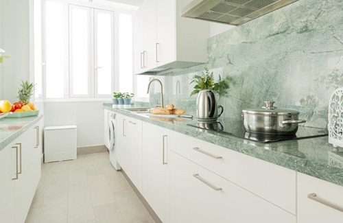 Los Remedios Apartamento | Apartamento de vacaciones Sevilla para 1 - 5 personas con 2 dormitorios - Apartamento