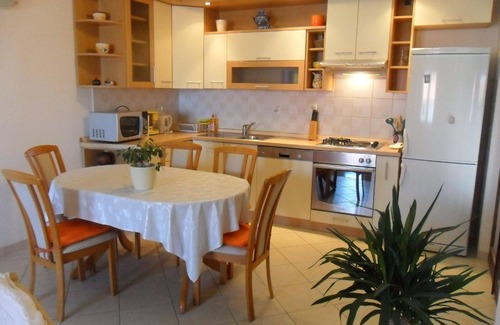Trogir Apartamento | Apartamento de vacaciones Trogir para 1 - 5 personas con 3 dormitorios - Apartamento en casa unifami