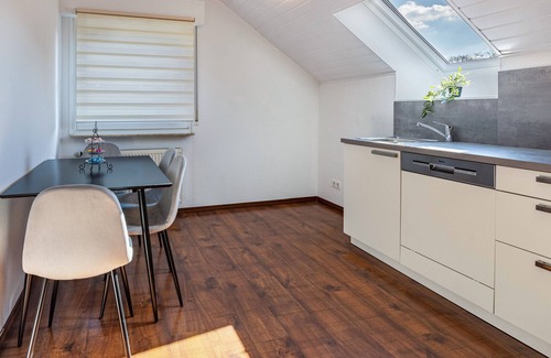 Pfullendorf Apartamento | Apartamento vacacional 'Ülger' con jardín, balcón y Wi-Fi