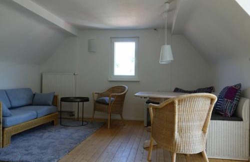 Dernbach Apartamento | Holiday apartment Uhu in the house on linden tree