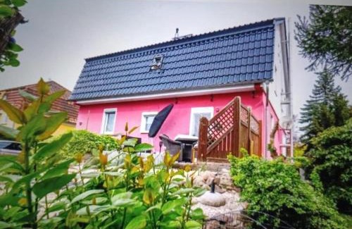 Neupetershain Nord Casa | Holiday apartment with dog