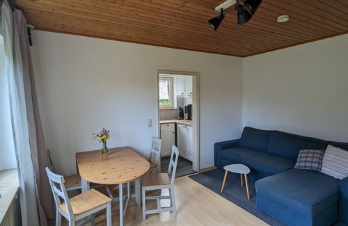 Oberlengenhardt Apartamento | Apartamento 'Ferienwohnung Wiesenblümle' con terraza privada, jardín privado y Wi-Fi