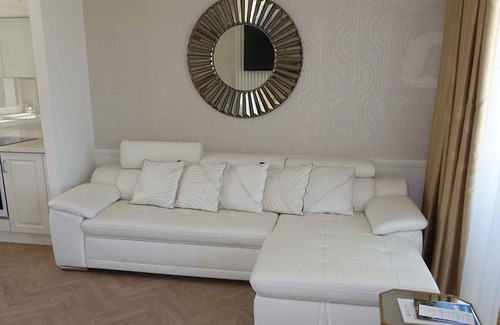 Siofok-Szabadifurdo Apartamento | Apartamento vacacional con vista y una gran terraza