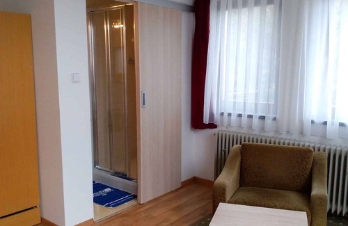 Tisa Apartamento | Apartamento vacacional con una vista en las paredes de Tyssaer (Tiské stěny)