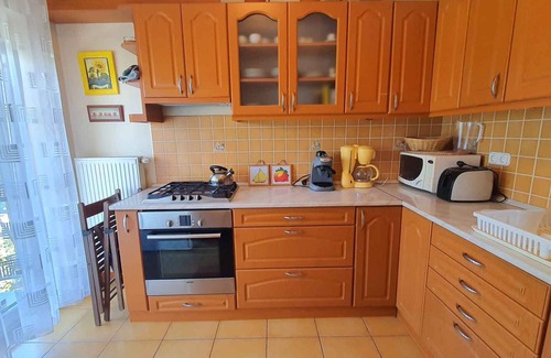 Siofok-Szabadifurdo Apartamento | Apartamento vacacional con parrilla y pabellón de jardín
