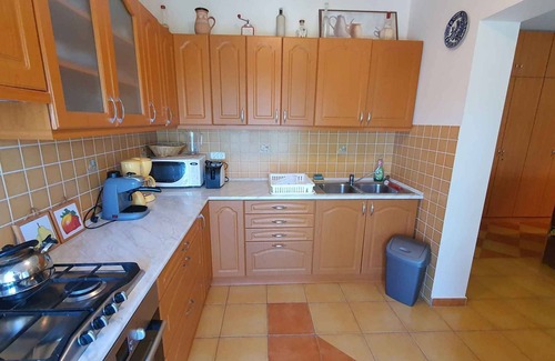 Siofok-Szabadifurdo Apartamento | Apartamento vacacional con parrilla y pabellón de jardín