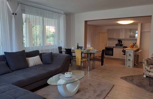 Milcetici Apartamento | Apartamento vacacional con piscina privada
