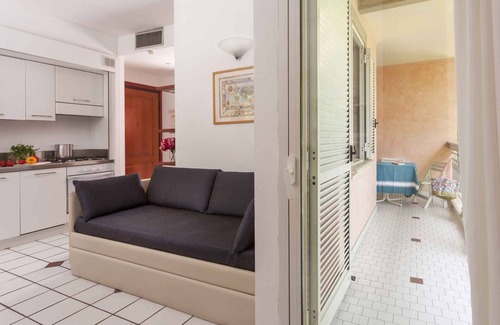 Alba Apartamento | Apartamento vacacional con aire acondicionado y balcón