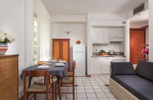 Alba Apartamento | Apartamento vacacional con aire acondicionado y balcón