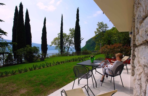 Gardola Apartamento | Apartamento vacacional con vista al lago de Garda