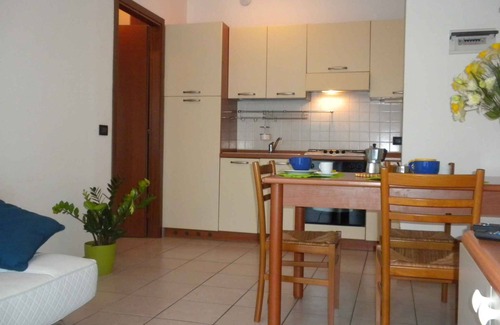 Montioni Apartamento | Apartamento vacacional con jardín privado en una ubicación conveniente al lago