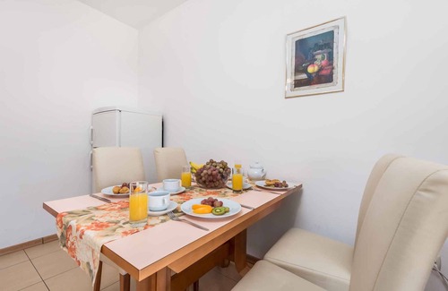 Banjol Apartamento | Apartamento vacacional con piscina****