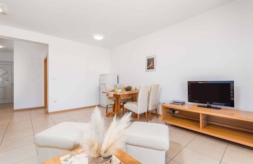 Banjol Apartamento | Apartamento vacacional con piscina****