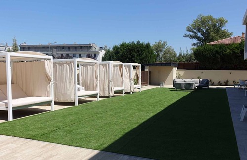 Siofok-Szabadifurdo Apartamento | Apartamento vacacional con vista y aire acondicionado a solo 150m del lago