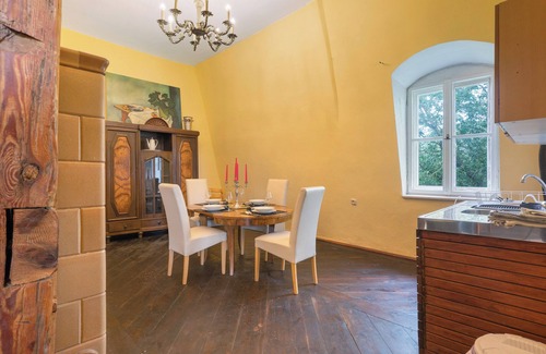 Calau Apartamento | Apartamento vacacional 'Wohnen Im Alten Rittergut' con terraza privada, jardín privado y Wi-Fi